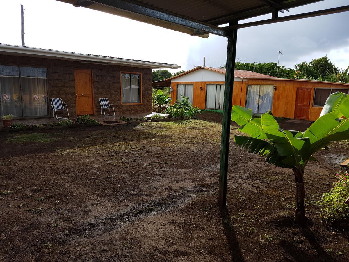 Cabana Tongariki Hanga Roa Esterno foto